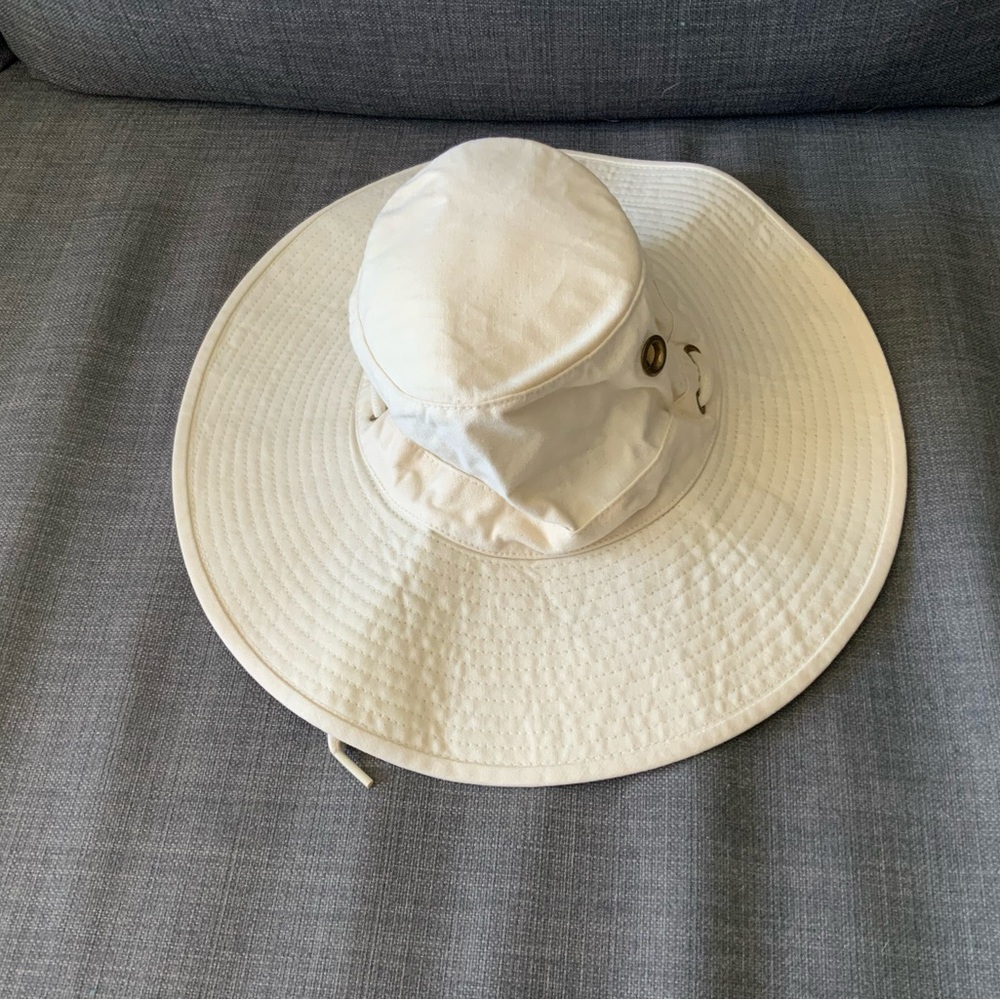 Kids Tilley hat